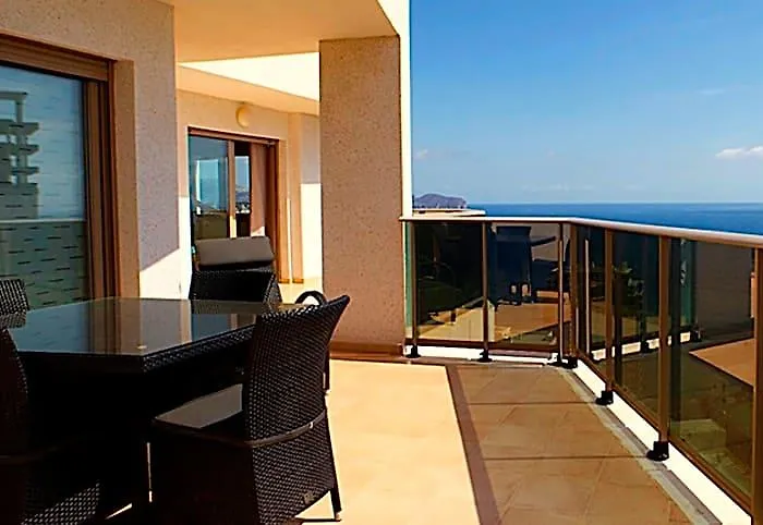 Ar Esmeralda Suites